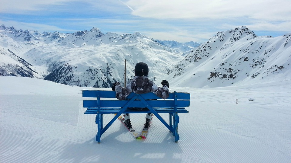 skijakke og skihjelm